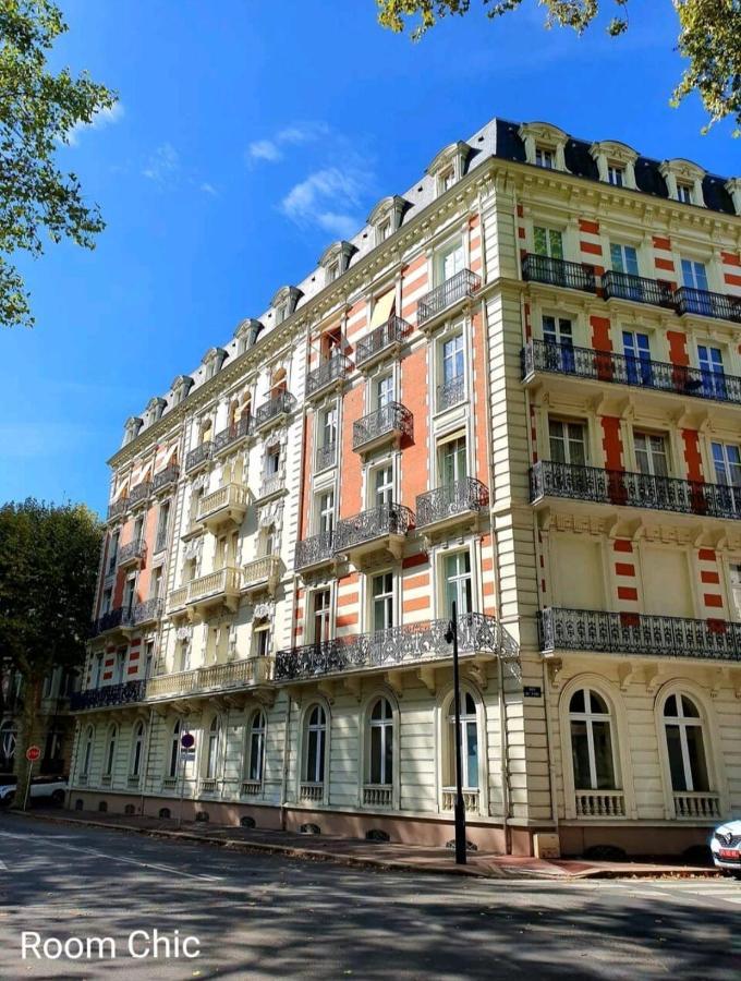 Roomchic - Les Ambassadeurs Vichy Bagian luar foto