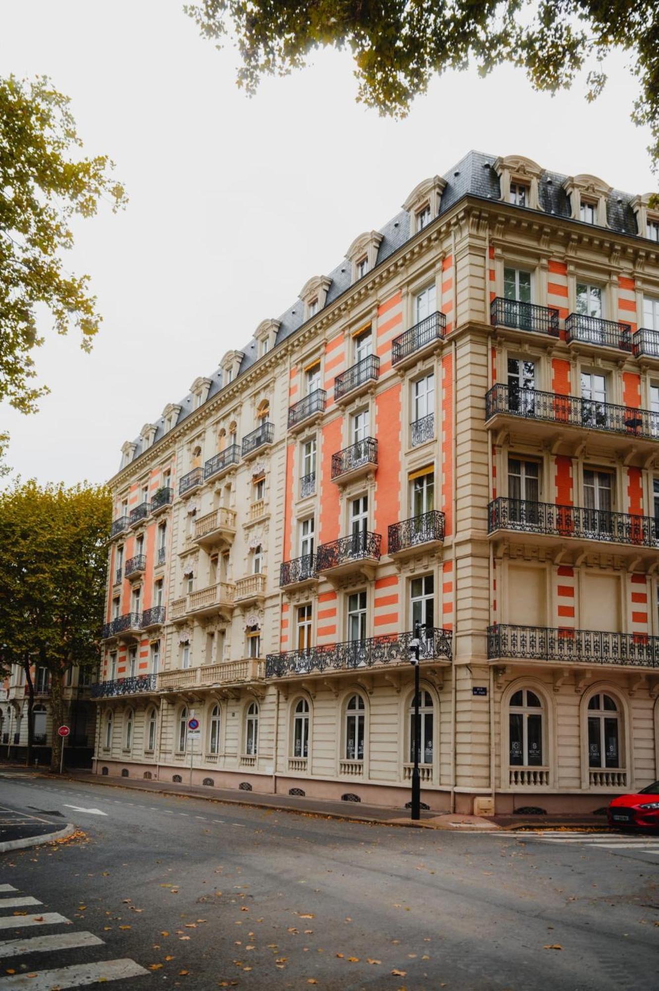 Roomchic - Les Ambassadeurs Vichy Bagian luar foto